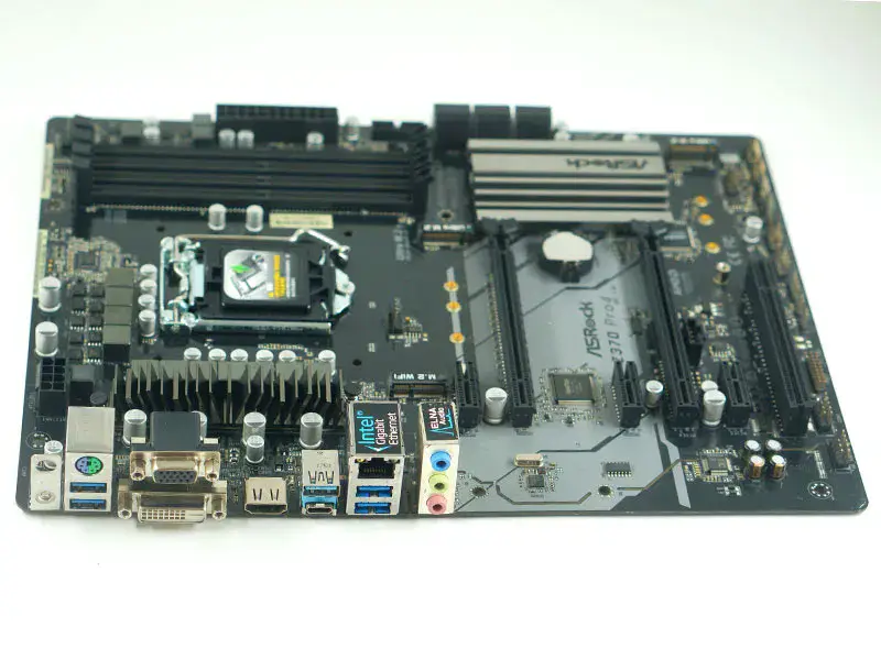 Asrock Z370 Pro4 マザーボード