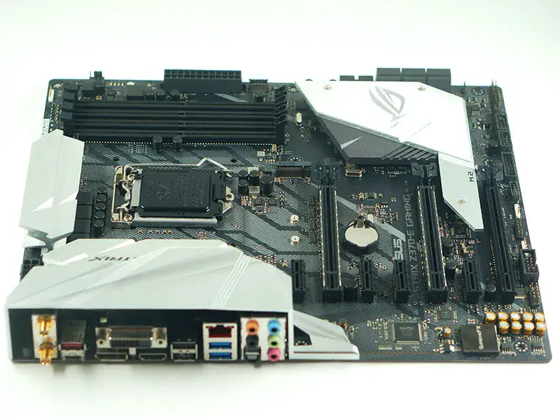 Asus STRIX Z370-E GAMING マザーボード 7PCIE LGA1151 DDR4
