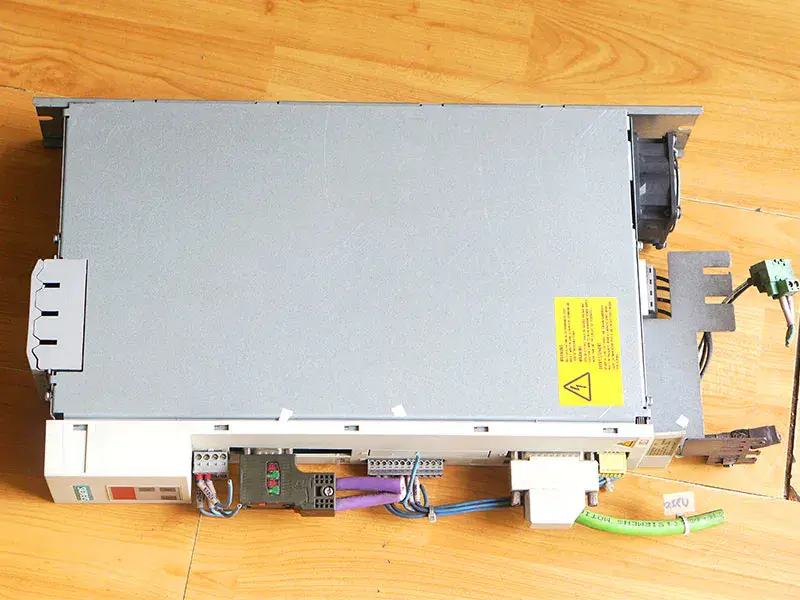 シーメンス 6SE7016-0TP50-Z インバータ
