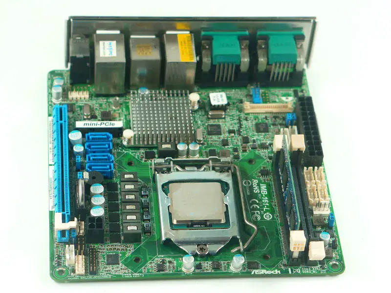 IMB-161-L IMB-161-L/LVDS マザーボード