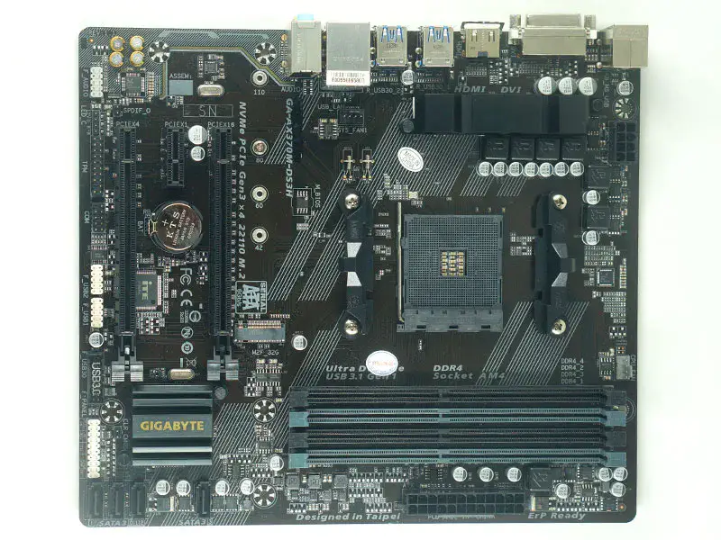 GIGABYTE GA-AX370M-DS3H マザーボード