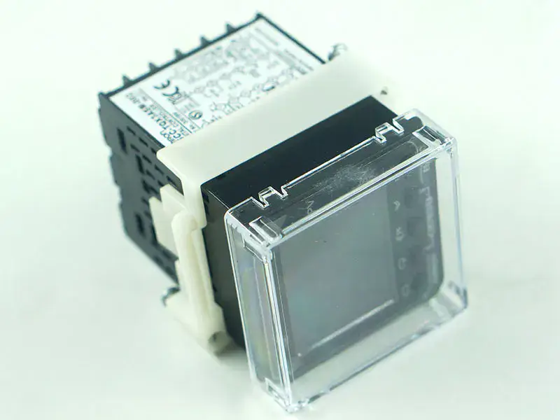 オムロンE5CC-TQX3ASM-002温度調節計