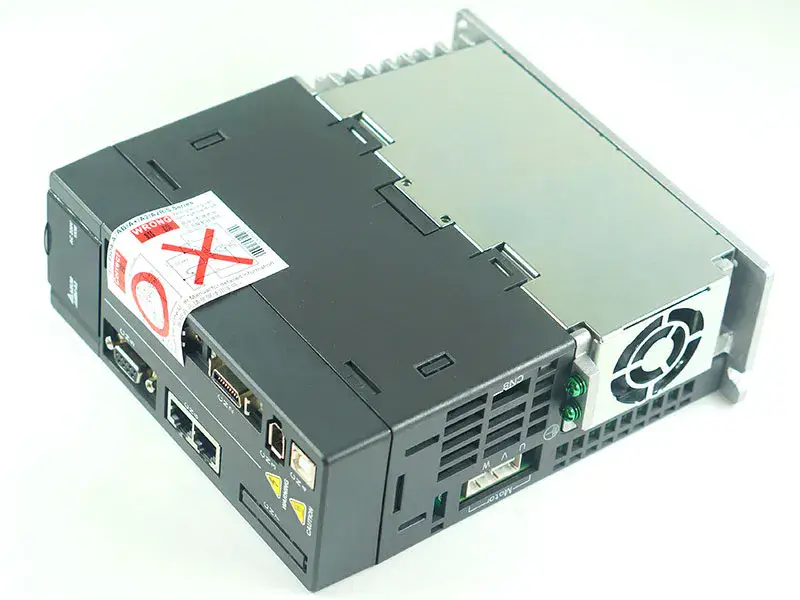 デルタ・サーボ・モーター ECMA-C11010RS ASD-A2-1021-M
