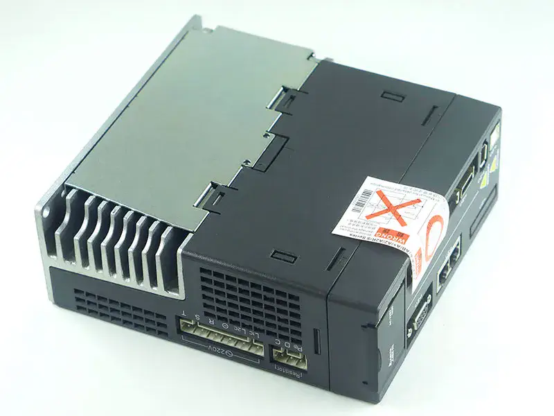 デルタ・サーボ・モーター ECMA-C11010RS ASD-A2-1021-M
