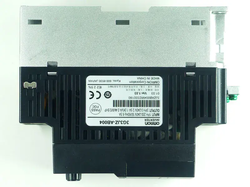 オムロン 3G3JZ-AB004 PLCモジュール