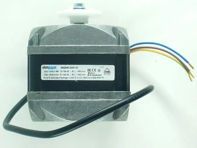 M4Q045-DA01-01 ファン