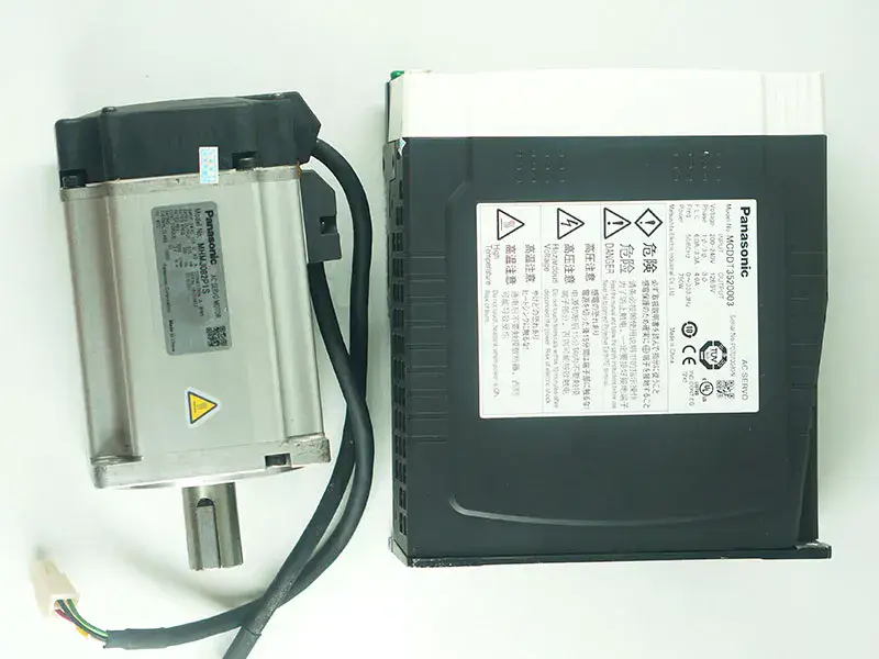 A4 パナソニック 750W MCDDT3520003+MHMD082P1U