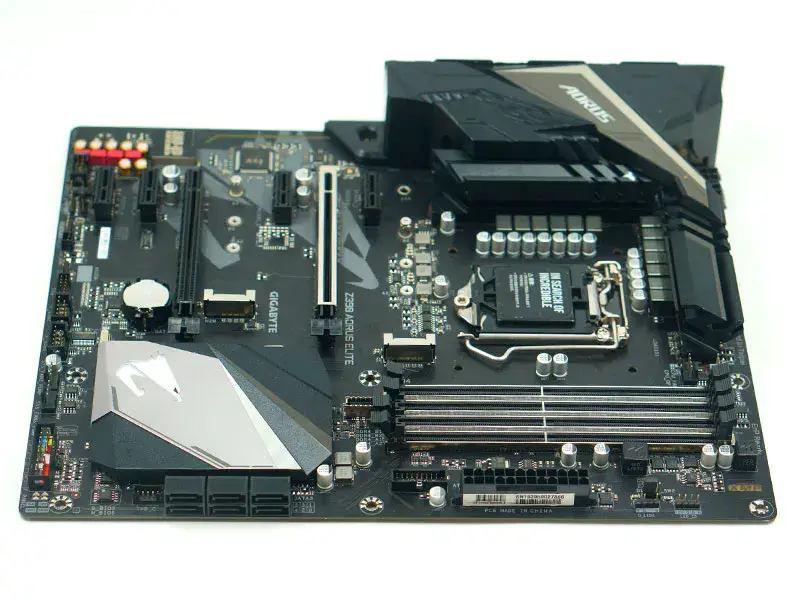 Gigabyte GA Z390 AORUS ELITEマザーボード