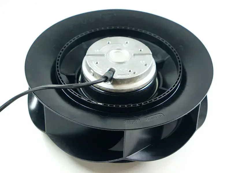 R2E225-RA92-34 ファン