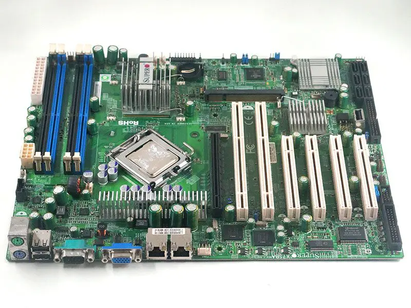 SuperMicro X7SBAマザーボード