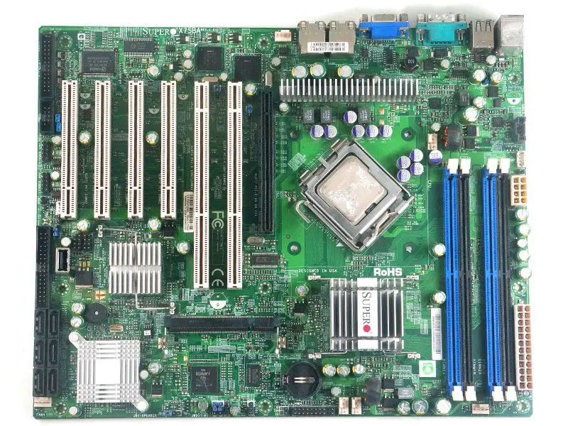 SuperMicro X7SBAマザーボード