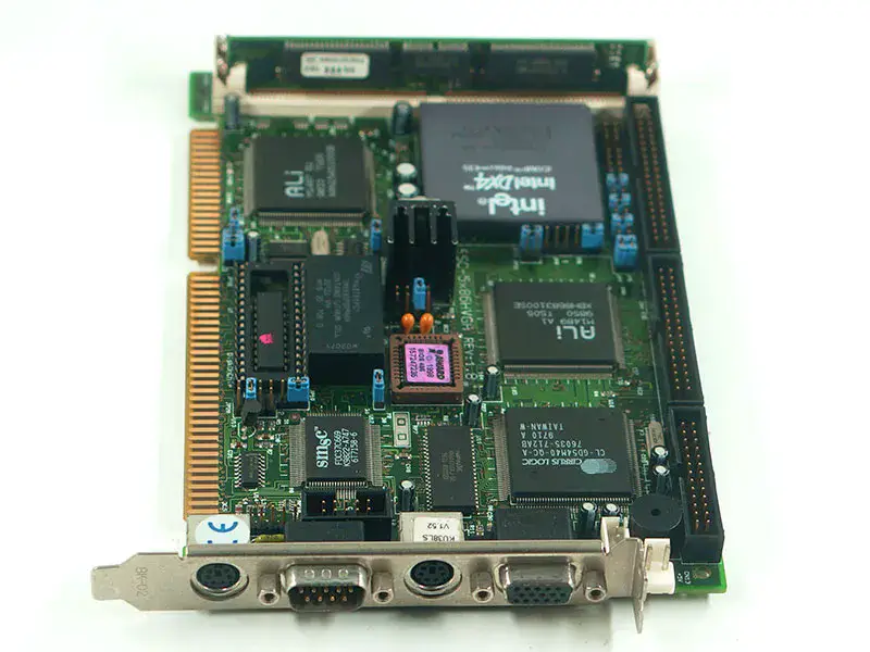 IEI SSC-5X86HVGA マザーボード