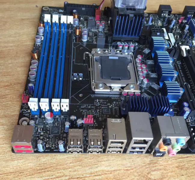インテルDX58SOマザーボード