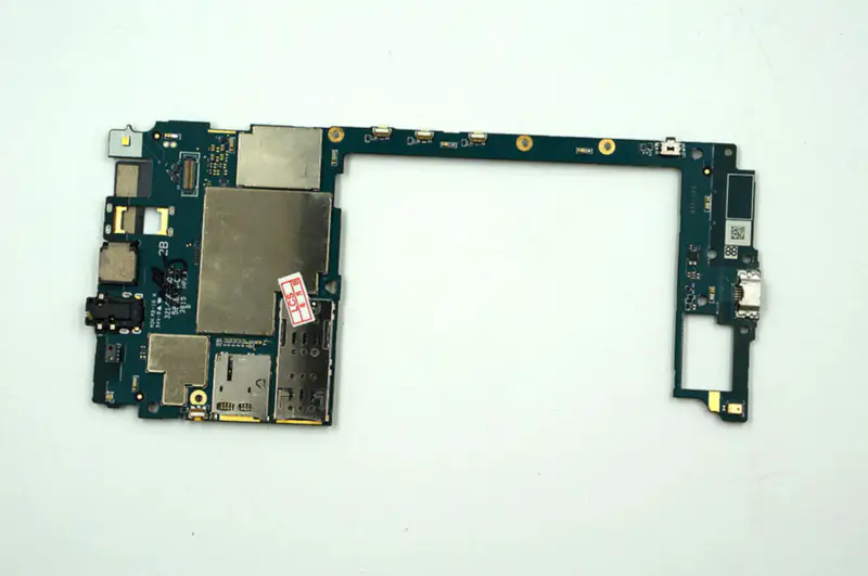 ソニーXperia C5 E5533 E5563マザーボードは、チップとロック解除
