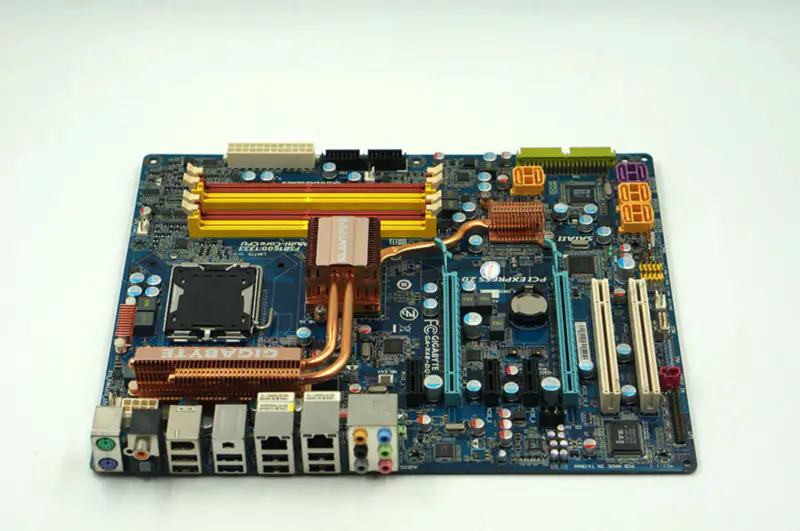 ギガバイトGA-X48-DQ6 LGA 775マザーボード