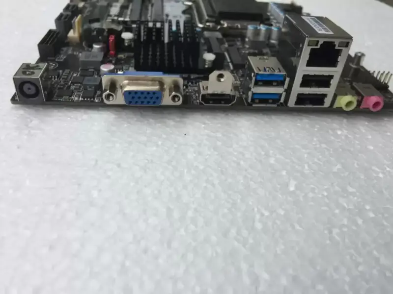 ECS H110H4-TI3マザーボード H110チップセット LGA1151 Mini-ITX