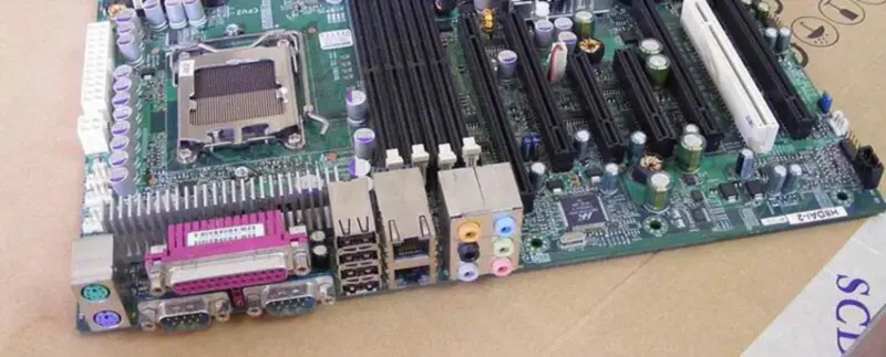 SuperMicro H8DAi-2 ワークステーション・マザーボード