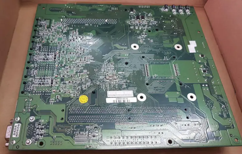 IEI ISP-9652-R10 産業機器用マザーボード