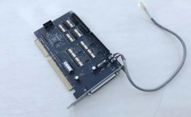 KECM-05-020 REV 2.0 産業用マザーボード インターフェース IN32/OUT32