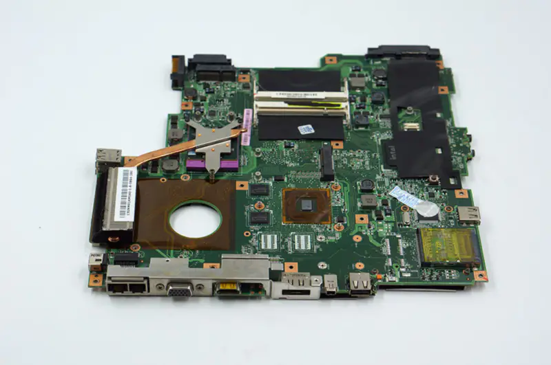 AMDマザーボード搭載Asus M51TR