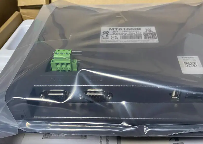 Weintek MT8106IQ ヒューマン・マシン・インターフェース
