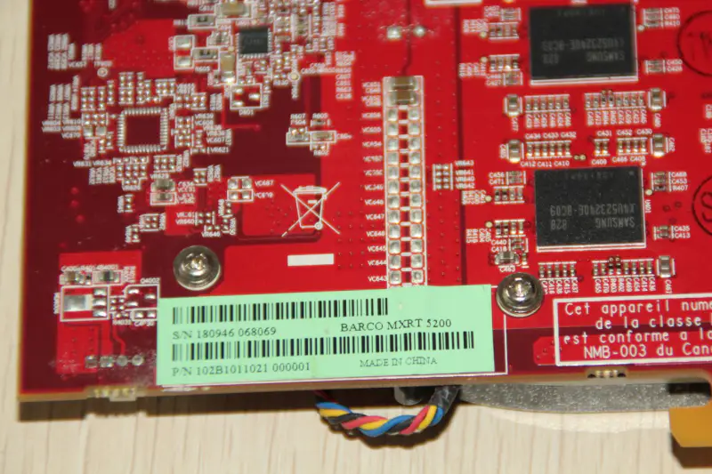 BARCO MXRT 5200 AMD ATI FireGL V5600 512M グラフィックカード