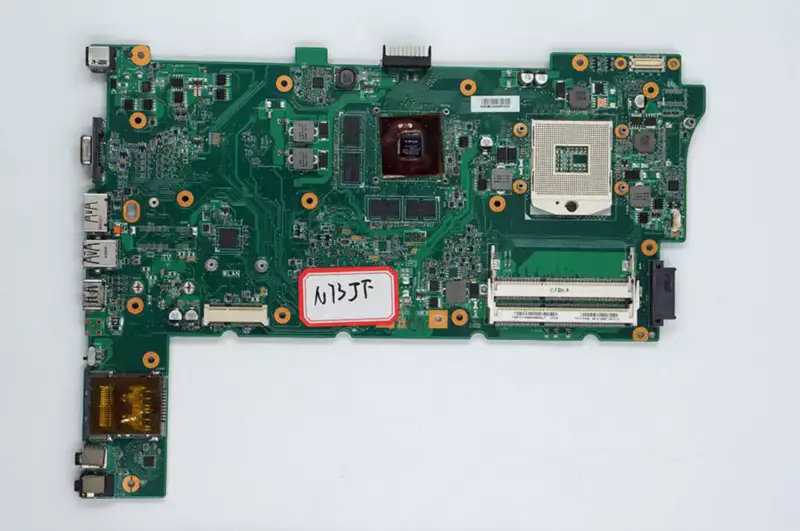 Asus N73JF マザーボード (I3, I5 CPUをサポート、I7はサポートしない)