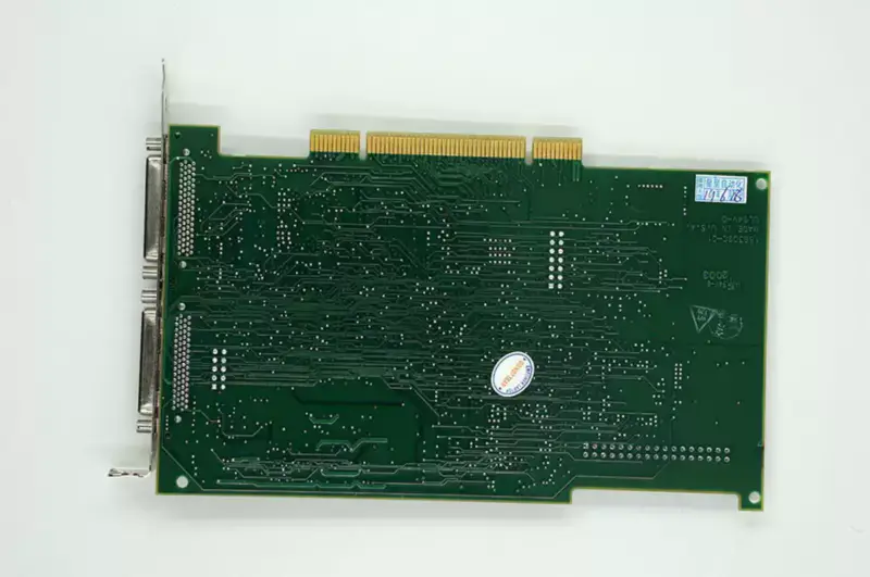 NI PCI-7344 4軸PCIステッピング/サーボコントローラ