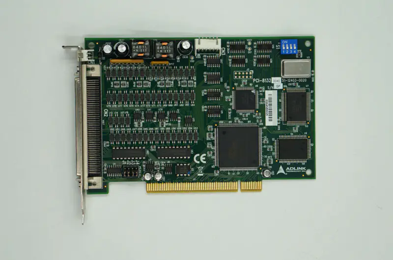 ADLINK PCI-8132 DAQカード