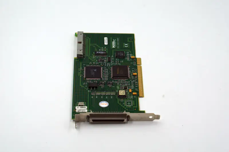 NI PCI-DIO-32HS 183480F-01 DAQカード