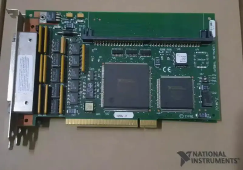 NI PCI-MXI-2 DAQカード