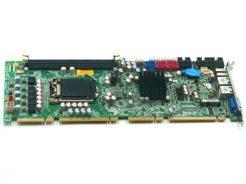 IEI PCIE-Q670-R20マザーボード