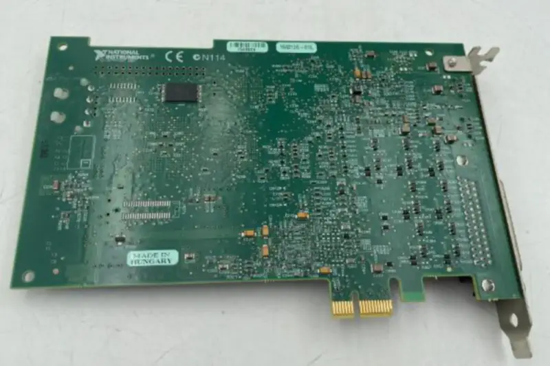 NI PCIe-8255R DAQカード（1394Bインターフェース搭載