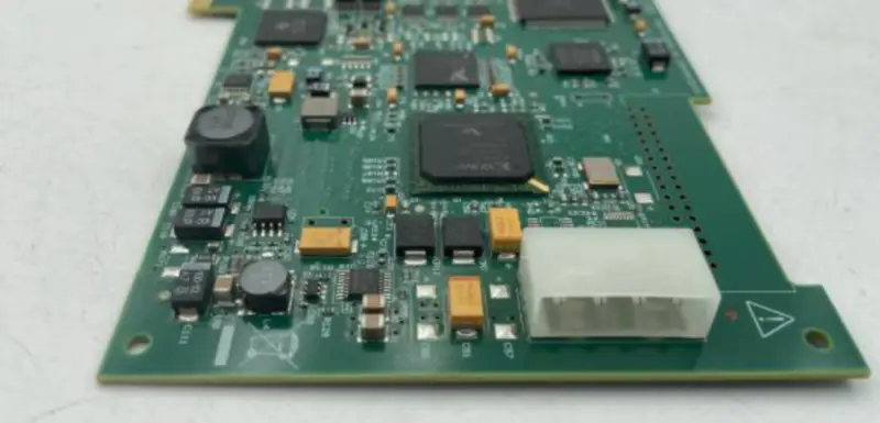 NI PCIe-8255R DAQカード（1394Bインターフェース搭載