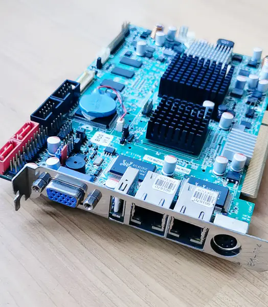 IEI PICOE-945GSE-N270-512MB-R10マザーボード