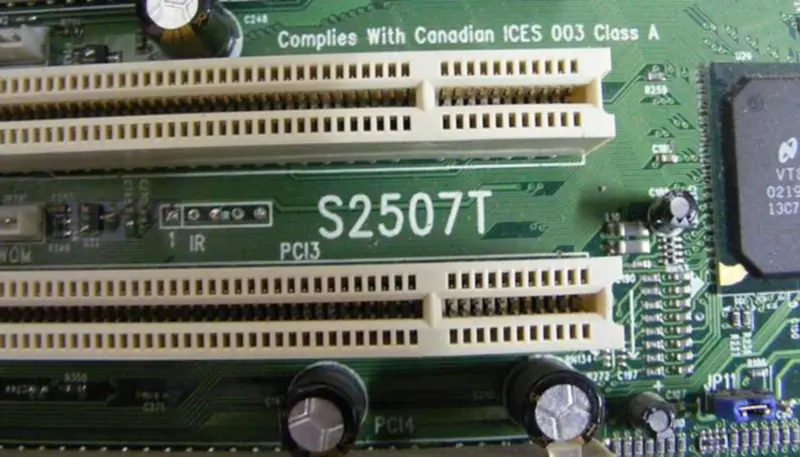 TYAN Tiger 230T S2507T 産業用CPUボード ソケット370 5 PCI
