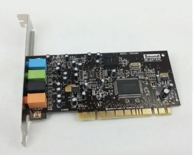 クリエイティブサウンドブラスターSB0680 5.1チャンネルPCIサウンドカード