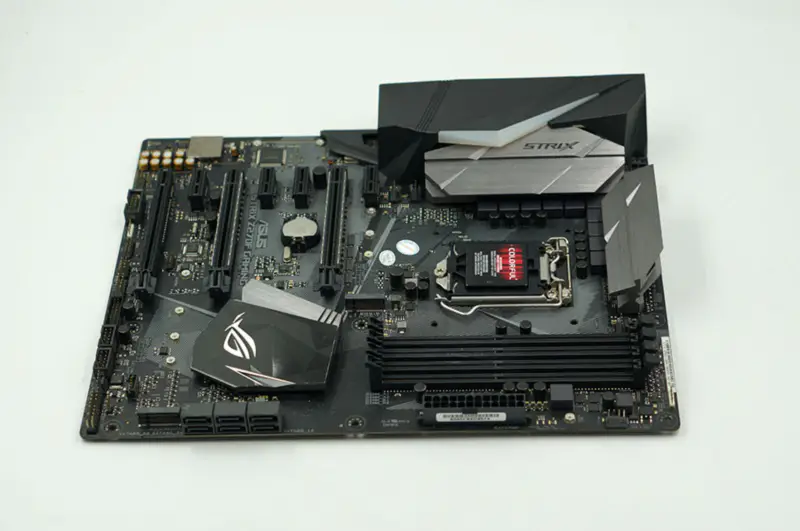 Asus ROG STRIX Z270F GAMING デスクトップ・マザーボード