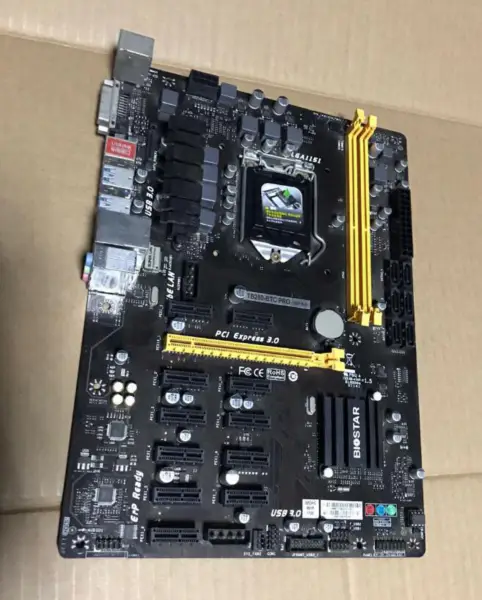 Biostar TB250-BTC PROマザーボード DDR4 LGA1151 12GPU 12PCIE B250