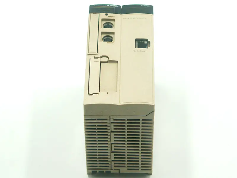シュネライダーTSXP573623AM PLCモジュール