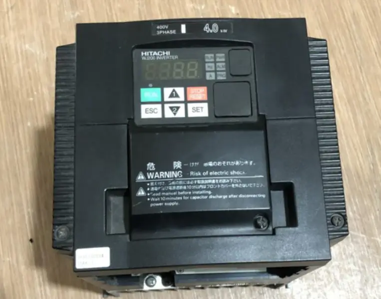 日立インバータ WJ200-040HFC-M 4.0KW 新品