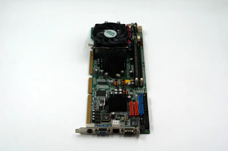 IEI 産業用マザーボード WSB-9150-R10 CPU RAMおよびFAN付き