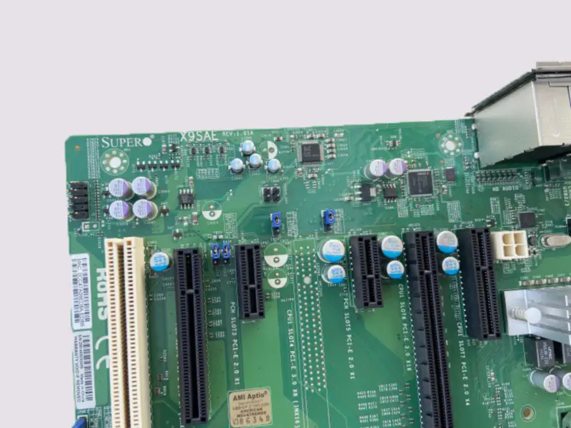 Supermicro X9SAE REV:1.01A 産業用マザーボード