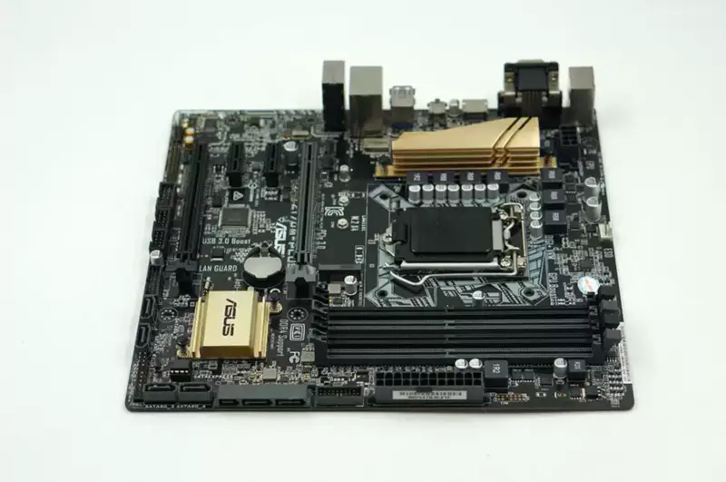 Asus Z170M-PLUS マザーボード