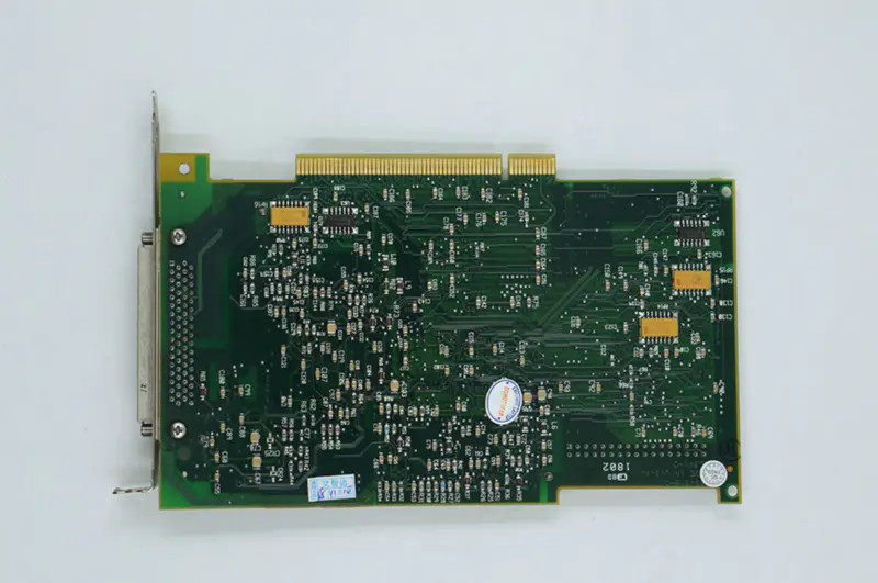 NI PCI-6052E DAQカード